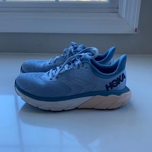 HOKA ARAHI 5 TENNIS SHOES!!!!